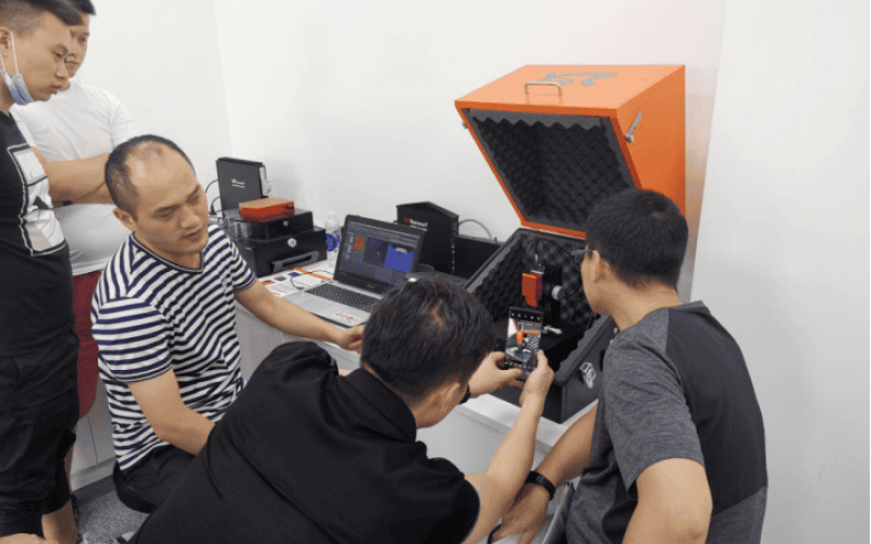 優(yōu)尼康參加瑞士Nanosurf AFM培訓